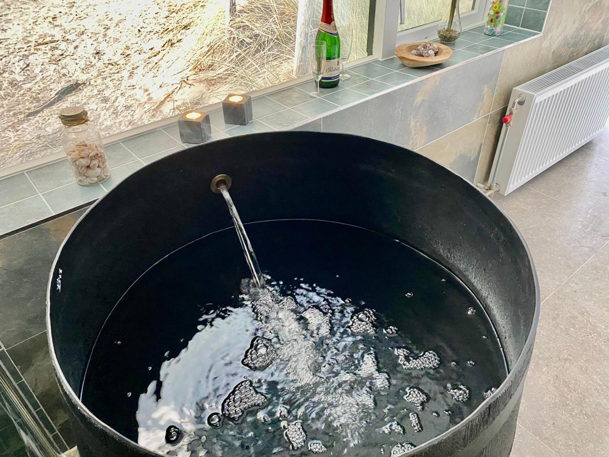 Sommerhaus Glucklich Am Meer 2 Mit Wellnesszugang 海边的艾格蒙特 外观 照片